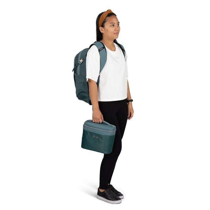 osprey-axis-x-hydro-flask-campus-essentials-bundle-b3 axisxhydroflask_s26_onbody1_cascadeblue_10007249_2.jpg
