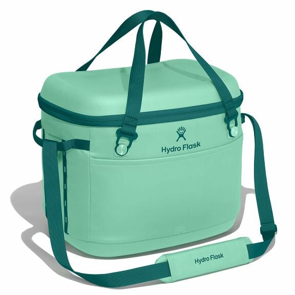carryouttm-soft-cooler-30-l-r0 cpco344-carryout-cooler-30l-mermaid-green-angled_1.jpg