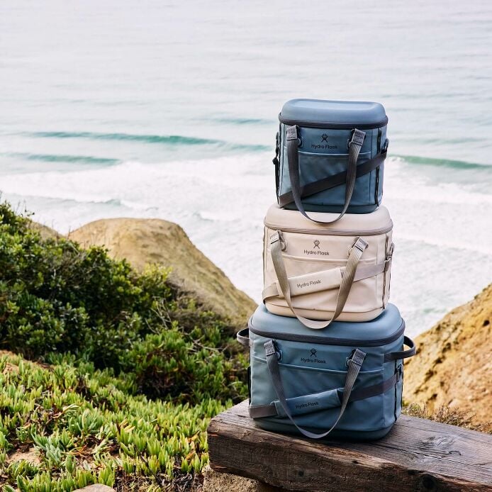 carryouttm-soft-cooler-30-l-r0 hf_carryout_bouwer_d1_l1_torrey_pines_still_life_0252_1_6.jpg