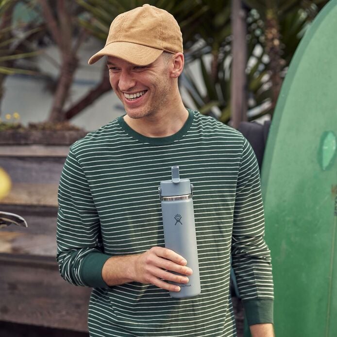 24-oz-wide-mouth-with-flex-straw-cap-a9 hf_s26_mcinnis_0232_13.jpg