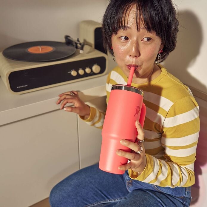 24-oz-travel-tumbler-c1 hf_s26_mcinnis_2487.jpg