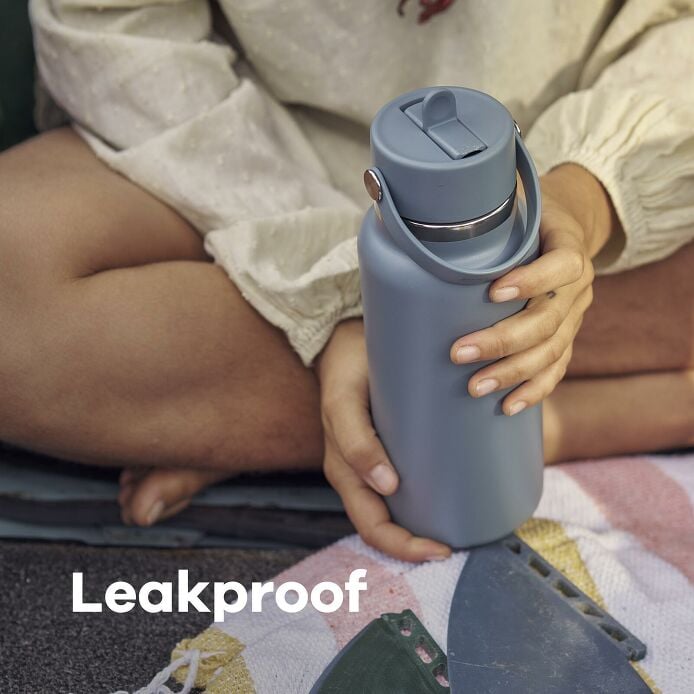 32-oz-wide-mouth-with-flex-straw-cap-l1 hf_s26_w32cfs_apdp_04_1_6.jpg