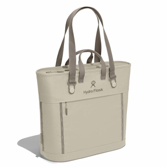 carryouttm-soft-cooler-tote-20-l-i1 midiit114-carryout-tote-20l-oat-angled.jpg