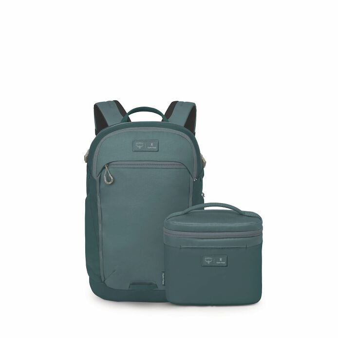 osprey-axis-x-hydro-flask-campus-essentials-bundle-b3 ospreyaxis_hydroflask5l_lunch_bag_f25_front_cascade_10007249.jpg