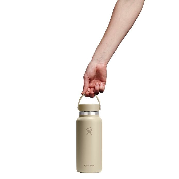 32-oz-wide-mouth-bottle-a9 w32cts114_32ozwideflexcap_oat_hb_1.jpg